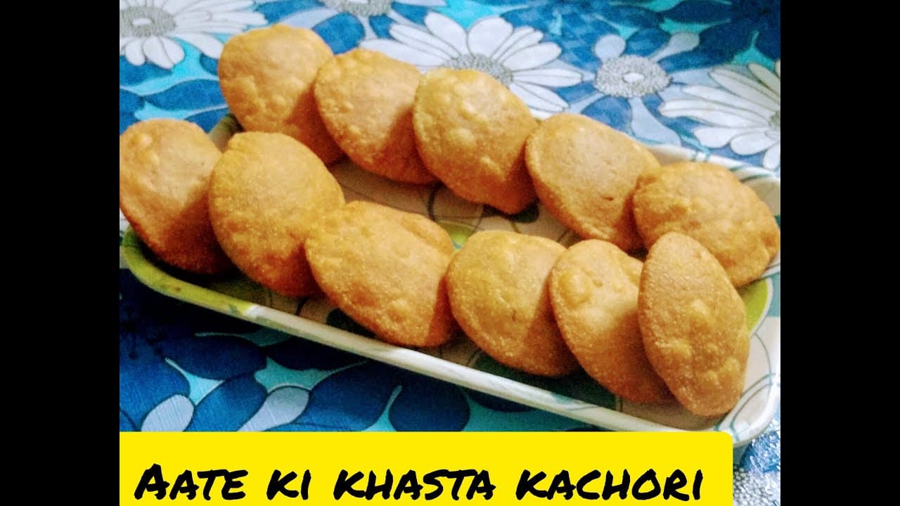 आटे की ऐसी खस्ता मसालेदार भरवां कचौरी जो रहे बिलकुल  ताज़ा 2 -3 महीने तक भी | Atta Khasta Kachori |